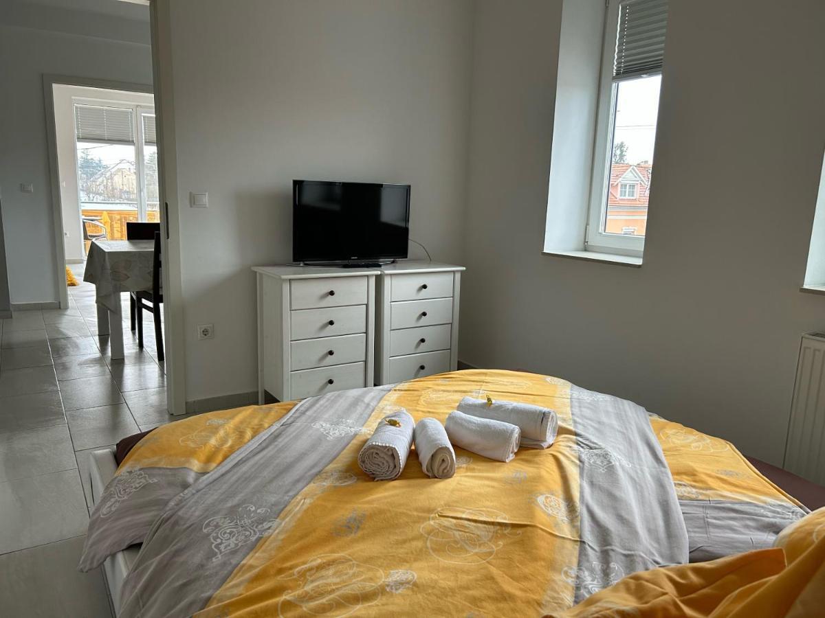 Azur Haz Viola Apartman Sárvár Exterior foto