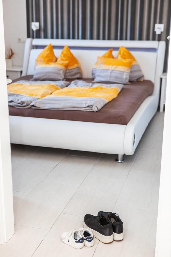 Azur Haz Viola Apartman Sárvár Exterior foto